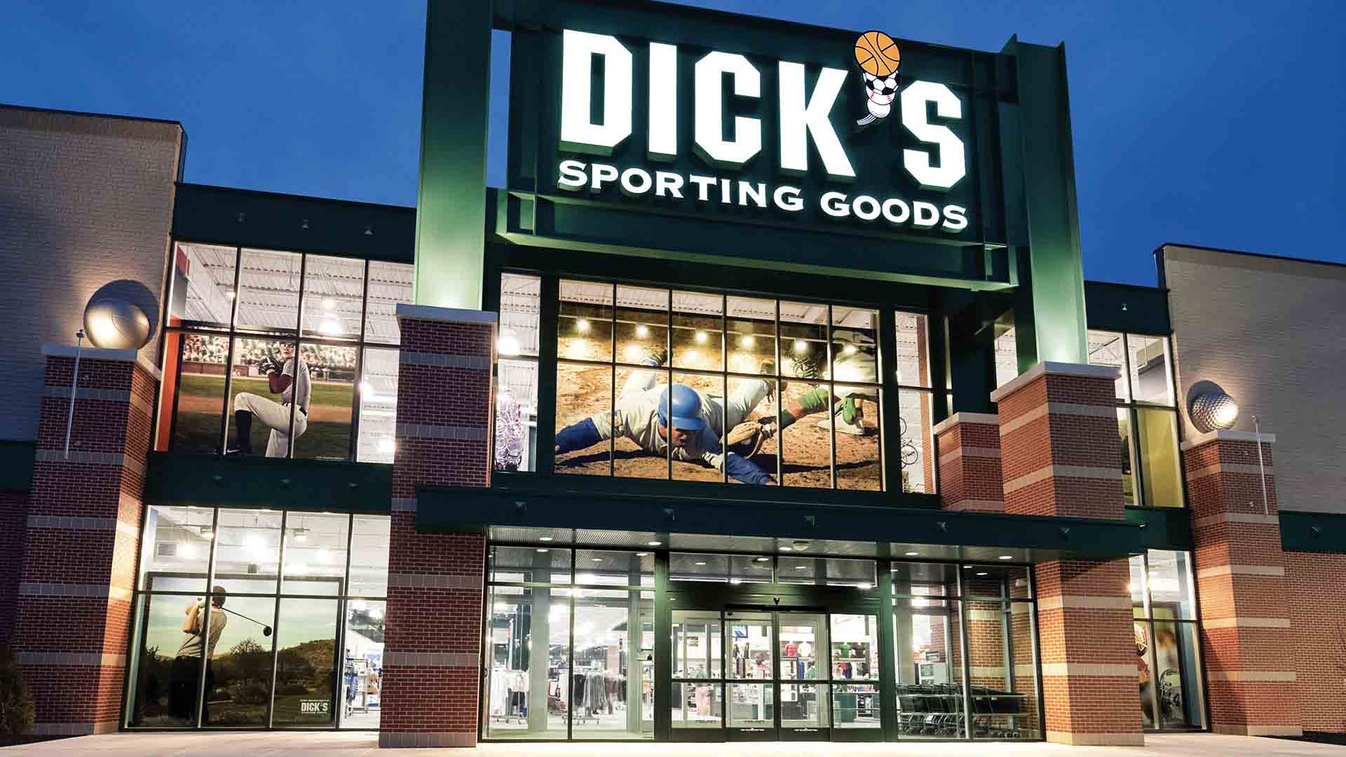 What time does Dick's Sporting