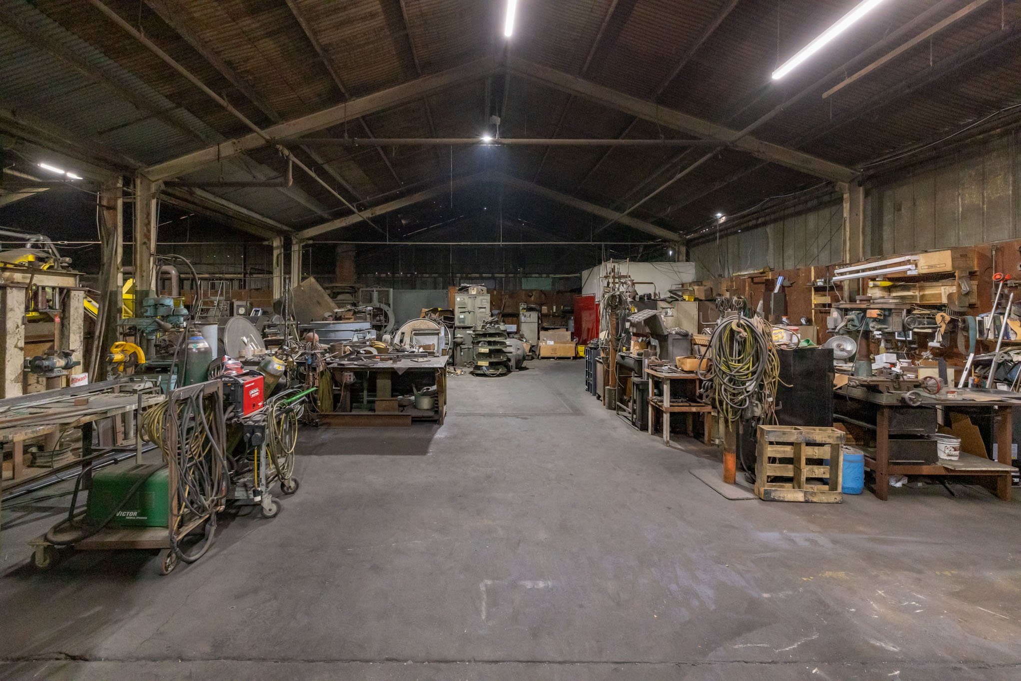 Using Industrial Film Locations for Tech Launches and Product Demos